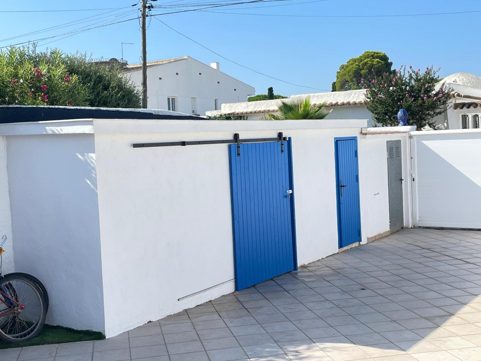 Charmante Villa Avec Piscine Dans Les Canaux Empuriabrava Exterior foto